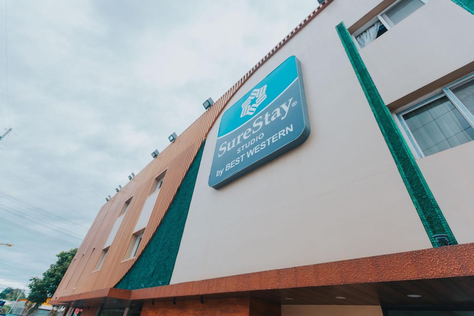 Surestay Studio By Best Western Clarkview Angeles City المظهر الخارجي الصورة